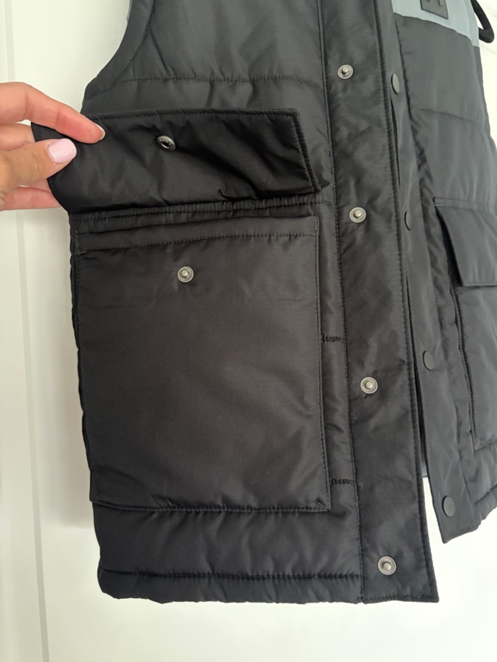 Under Armour vest - Picture 6 of 8